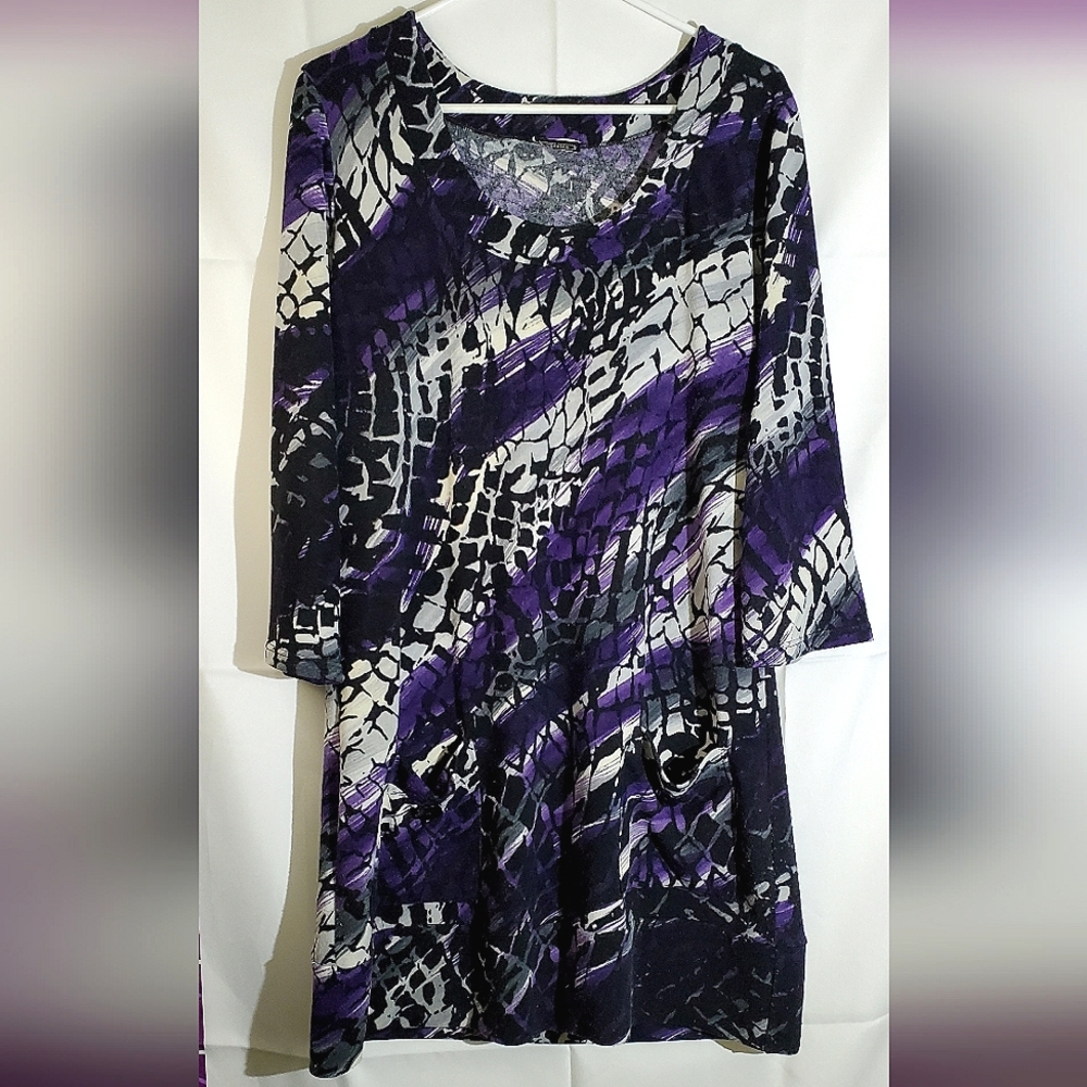 Clientele Purple/White Abstract 3/4 Sleeve Tunic/Dress with Front Pockets -Large